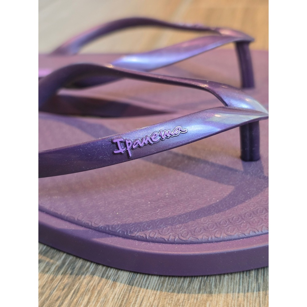 Ipanema Anatomic Tan Purple Flip Flop Sandals Womens Size 4/5 USA Made in Brazil